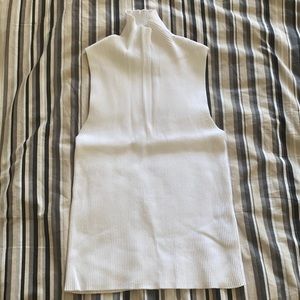 Ribbed sleeveless top